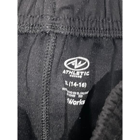 Athletic Works Black Training Shorts Womans XL 14-16 - Picture 3 of 4